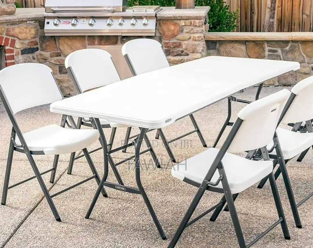 6-Seater Foldable Tables