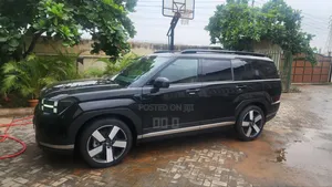 Hyundai Santa Fe 2025 Black