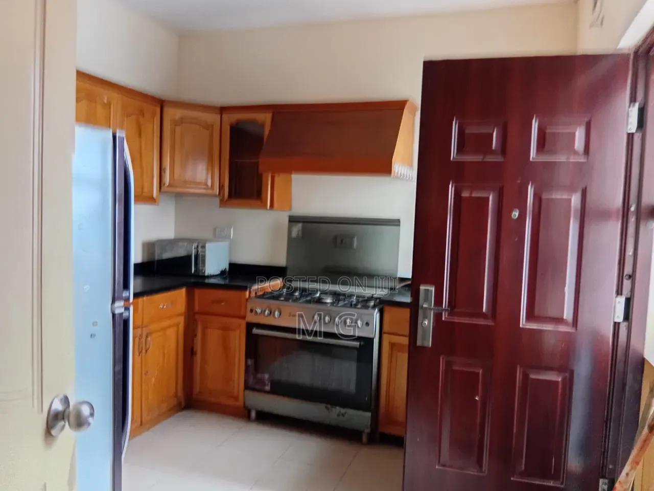 Furnished 3bdrm House in Devtraco, Tema, Community 25 for rent