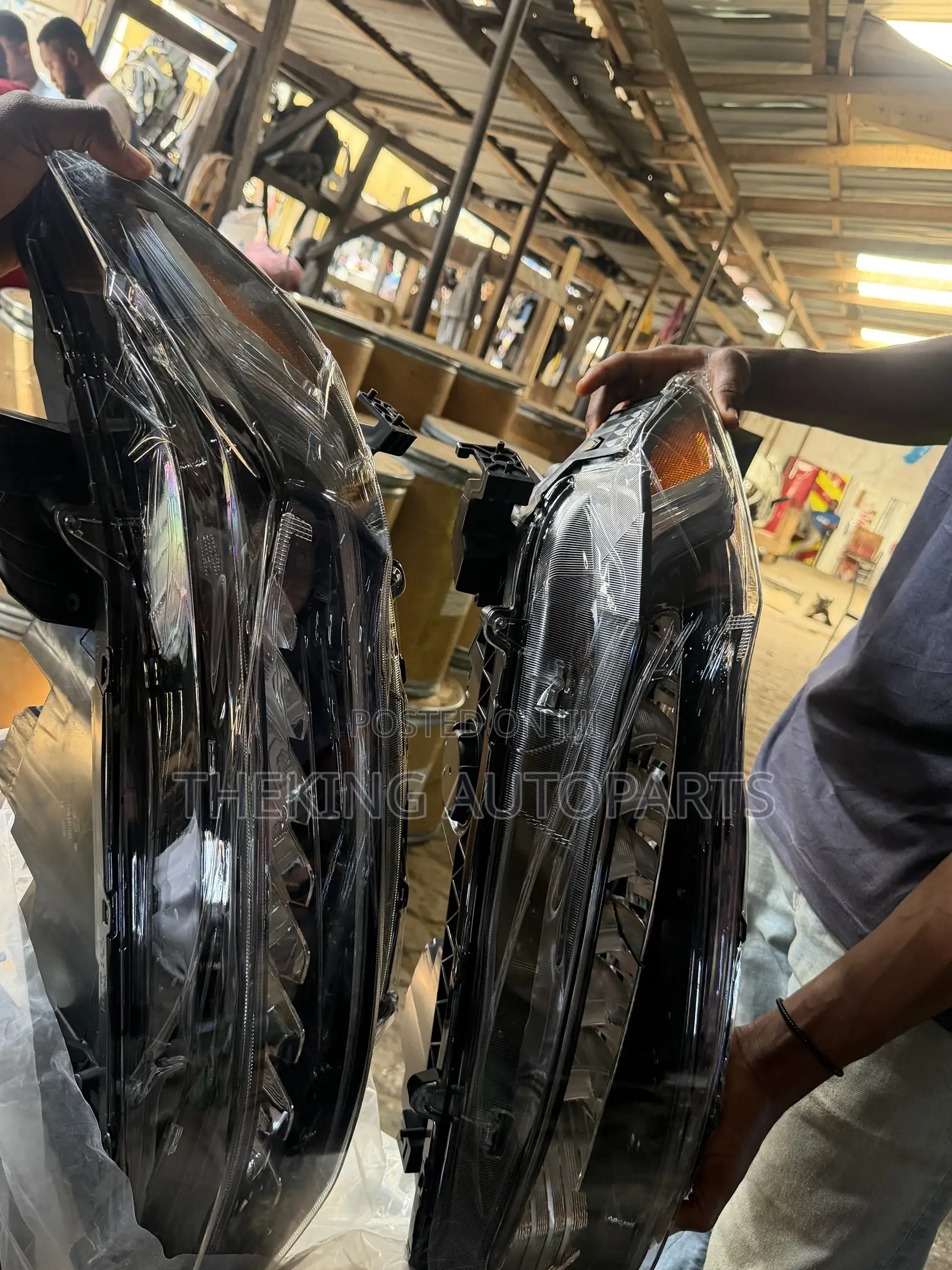 Honda Accord 2018,2019,2020 Touring Headlight.