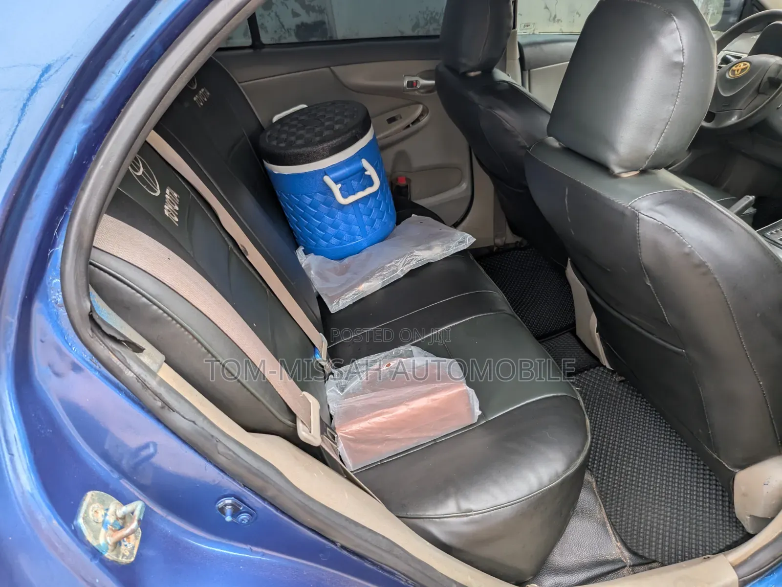 Toyota Corolla 2010 Blue