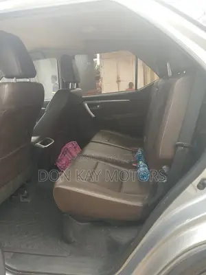 Toyota Fortuner 2016 Silver
