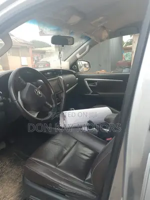Toyota Fortuner 2016 Silver