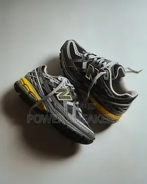 New Balance 1906U