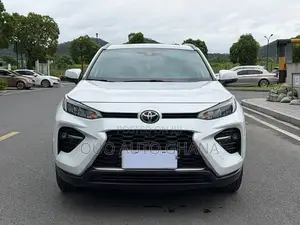 Toyota Frontlander 2022 White