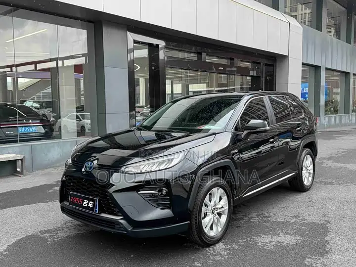 Toyota Frontlander 2022 Black