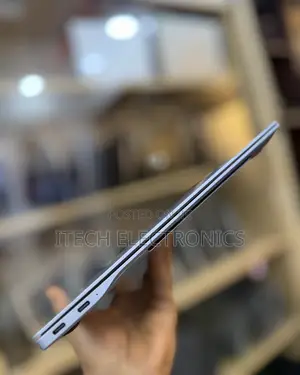 Laptop Samsung Galaxy Book4 16GB Qualcomm Snapdragon X Elite SSD 512GB