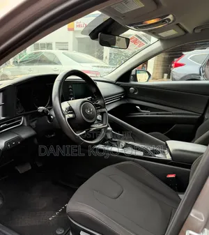 Hyundai Elantra 2023 Gray