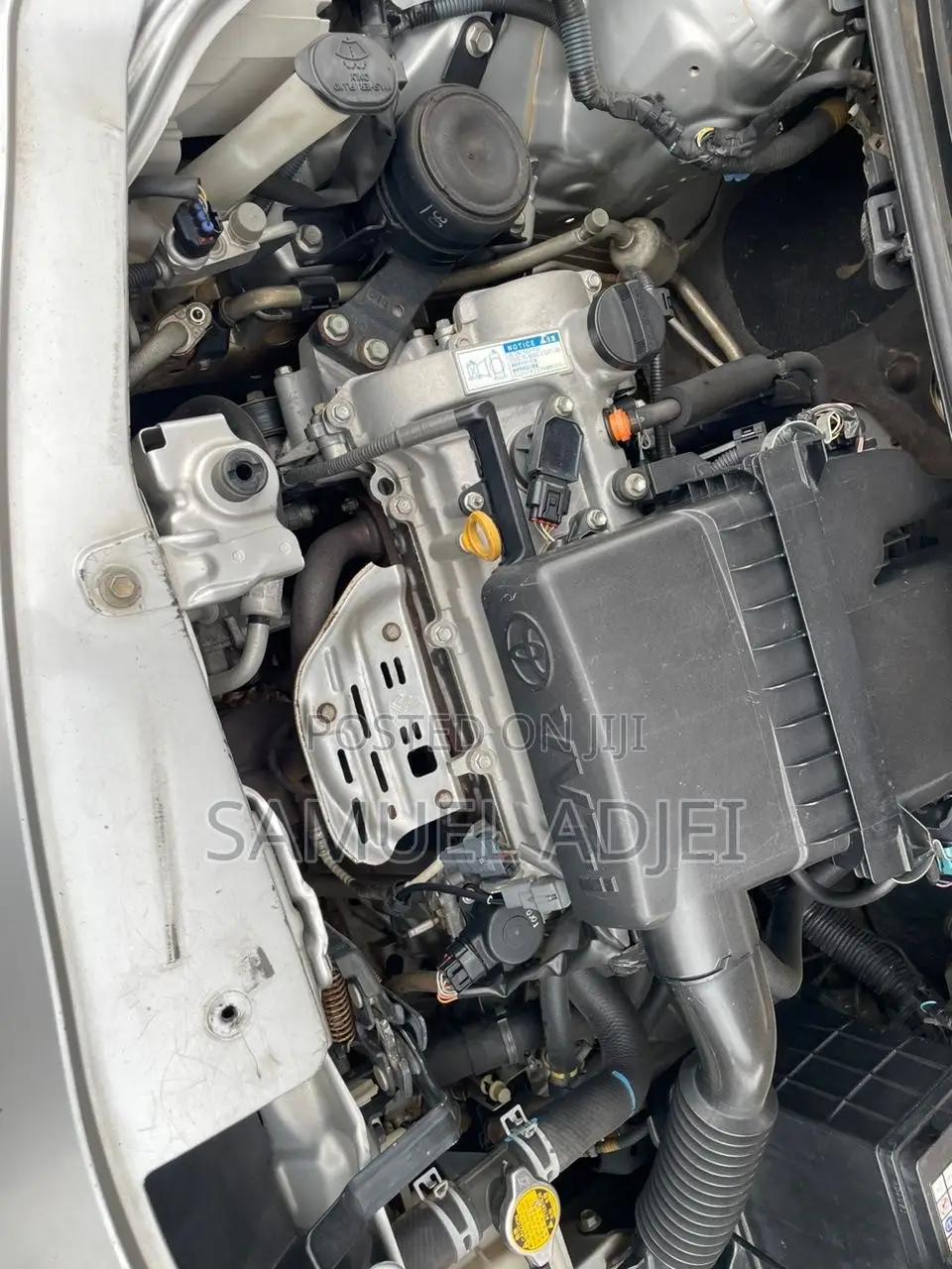Toyota Belta 2012 Silver