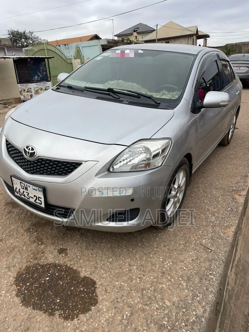 Toyota Belta 2012 Silver
