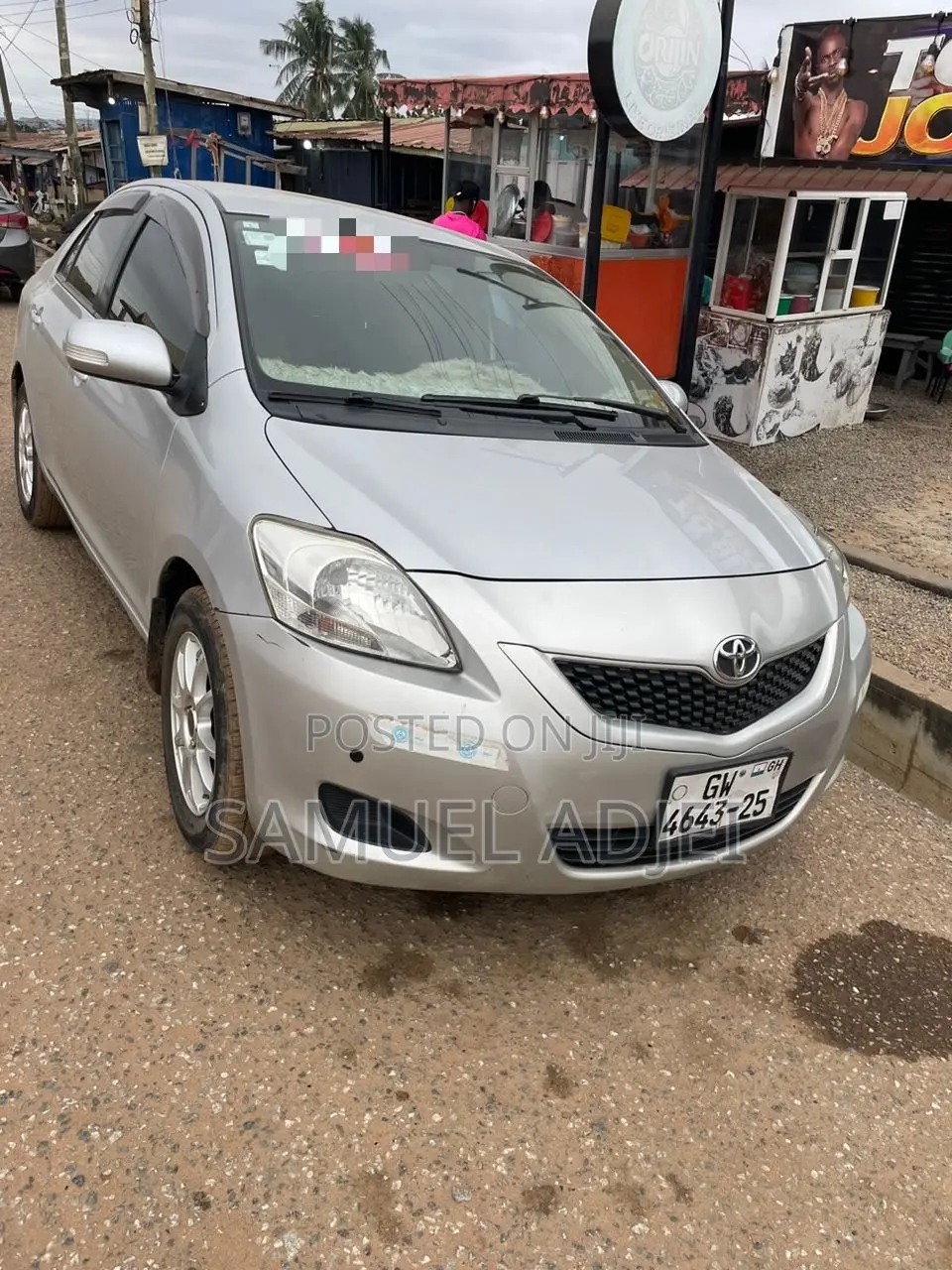 Toyota Belta 2012 Silver