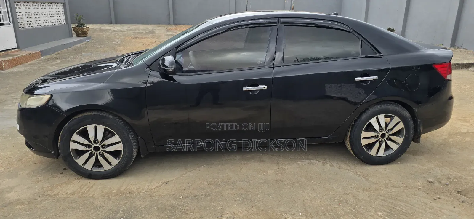 Kia Cerato 2012 Black