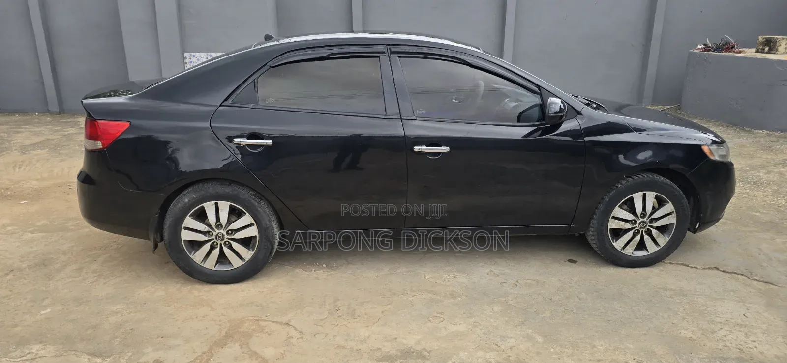 Kia Cerato 2012 Black