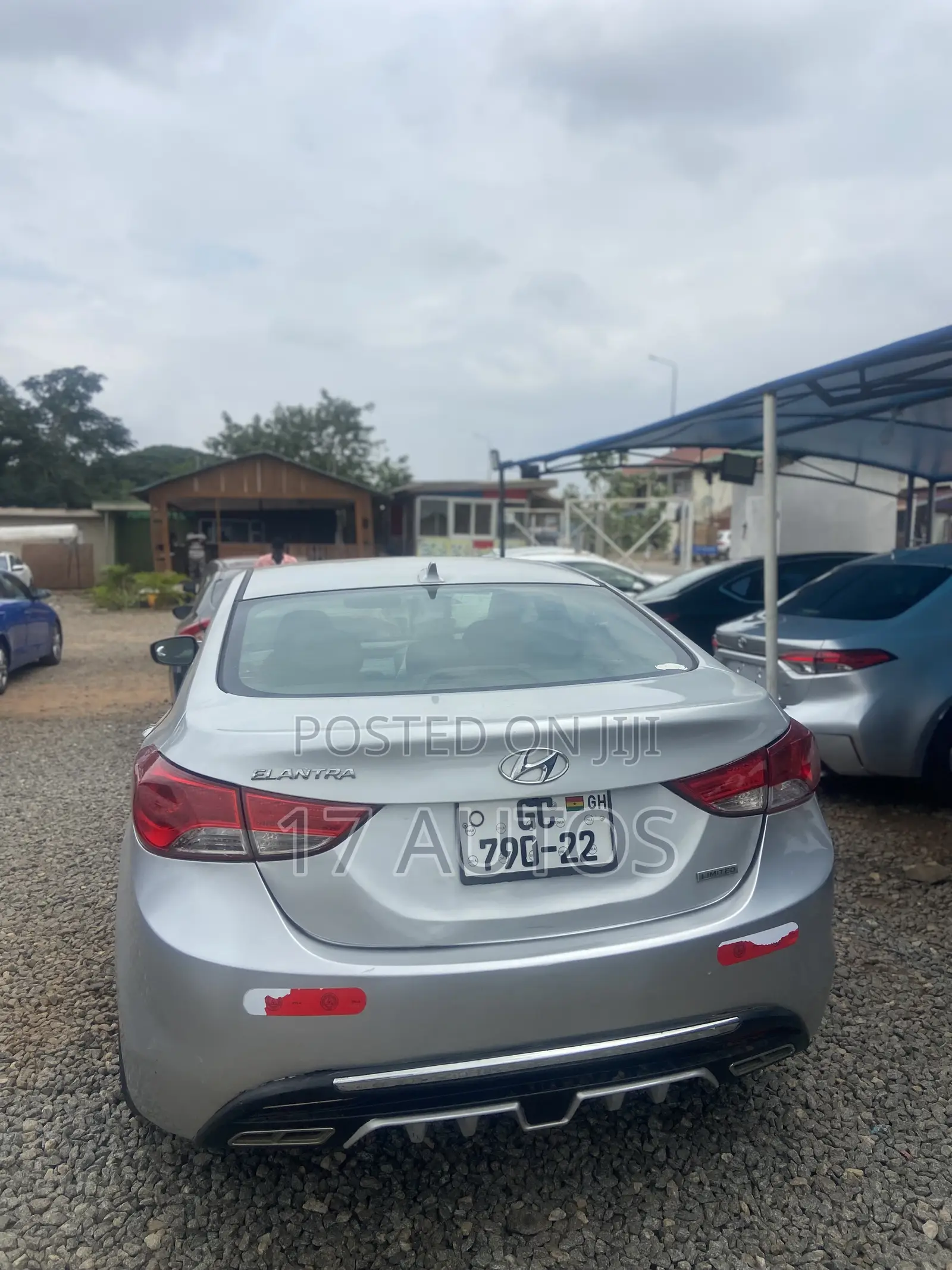 Hyundai Elantra Limited Sedan FWD (1.8L 4cyl 6A) 2013 Silver