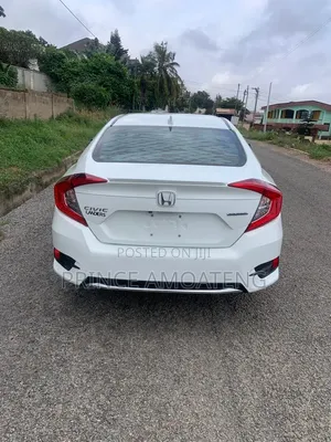 Honda Civic Touring 4dr Sedan (1.5L 4cyl) 2017 White