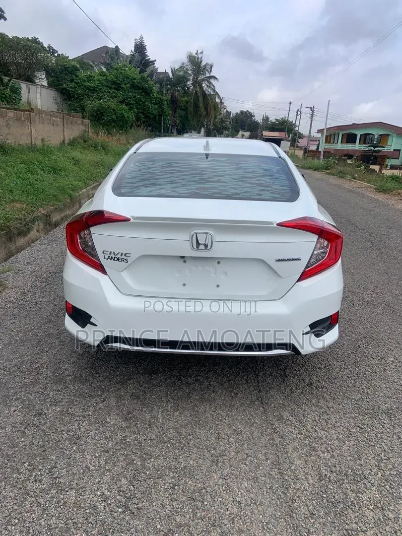 Honda Civic Touring 4dr Sedan (1.5L 4cyl) 2017 White
