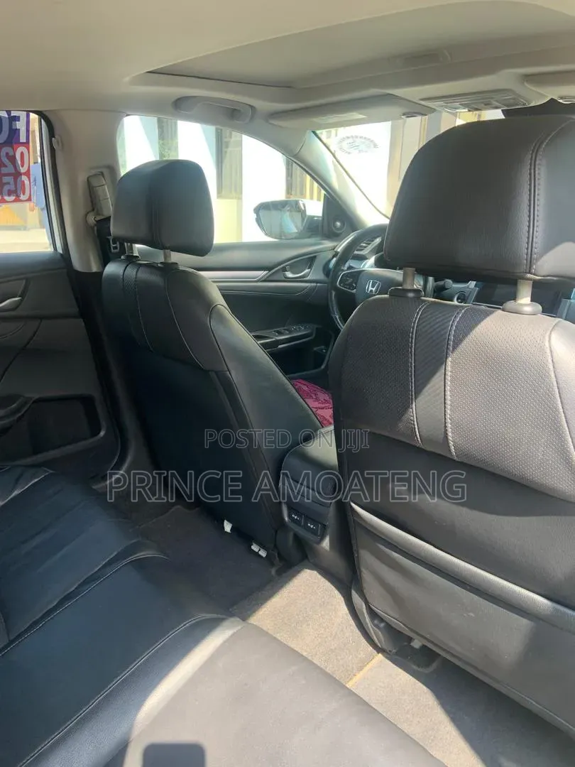 Honda Civic Touring 4dr Sedan (1.5L 4cyl) 2017 White
