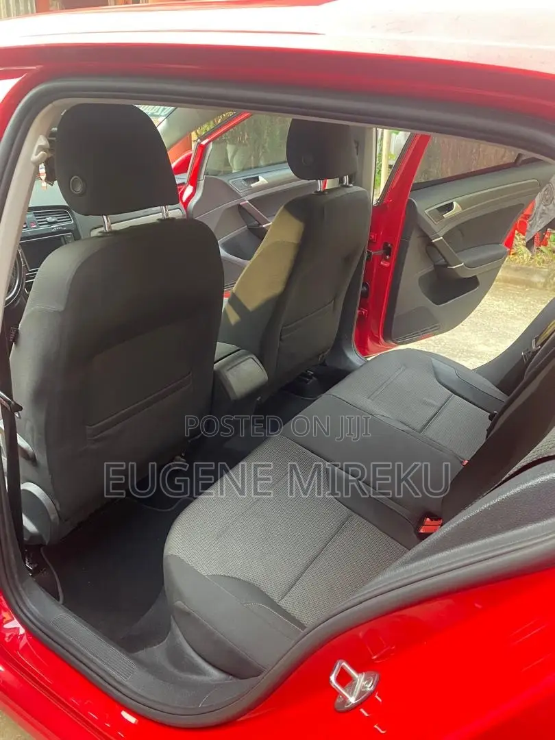 Volkswagen Golf 2016 Red