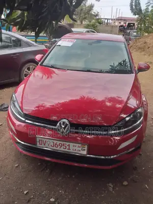 Volkswagen Golf 2016 Red