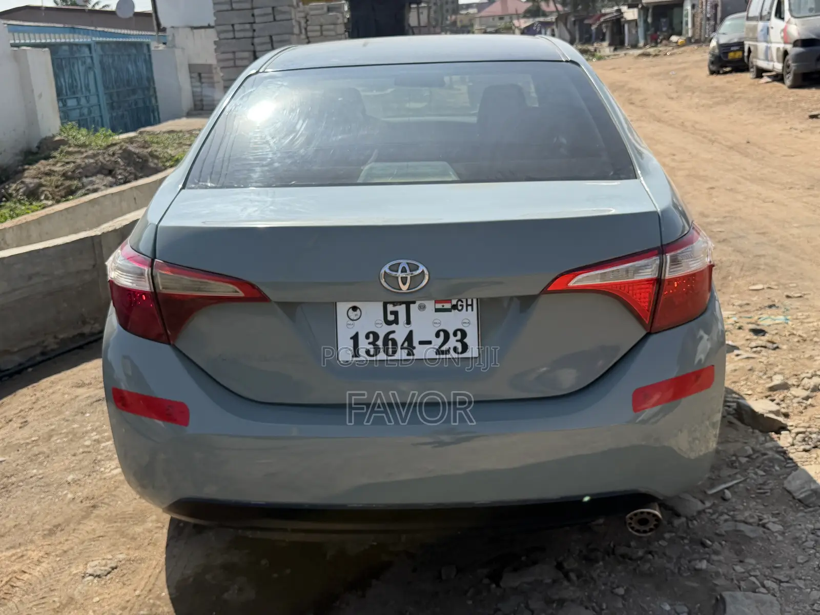 Toyota Corolla LE 4dr Sedan (1.8L 4cyl CVT) 2016 Gray