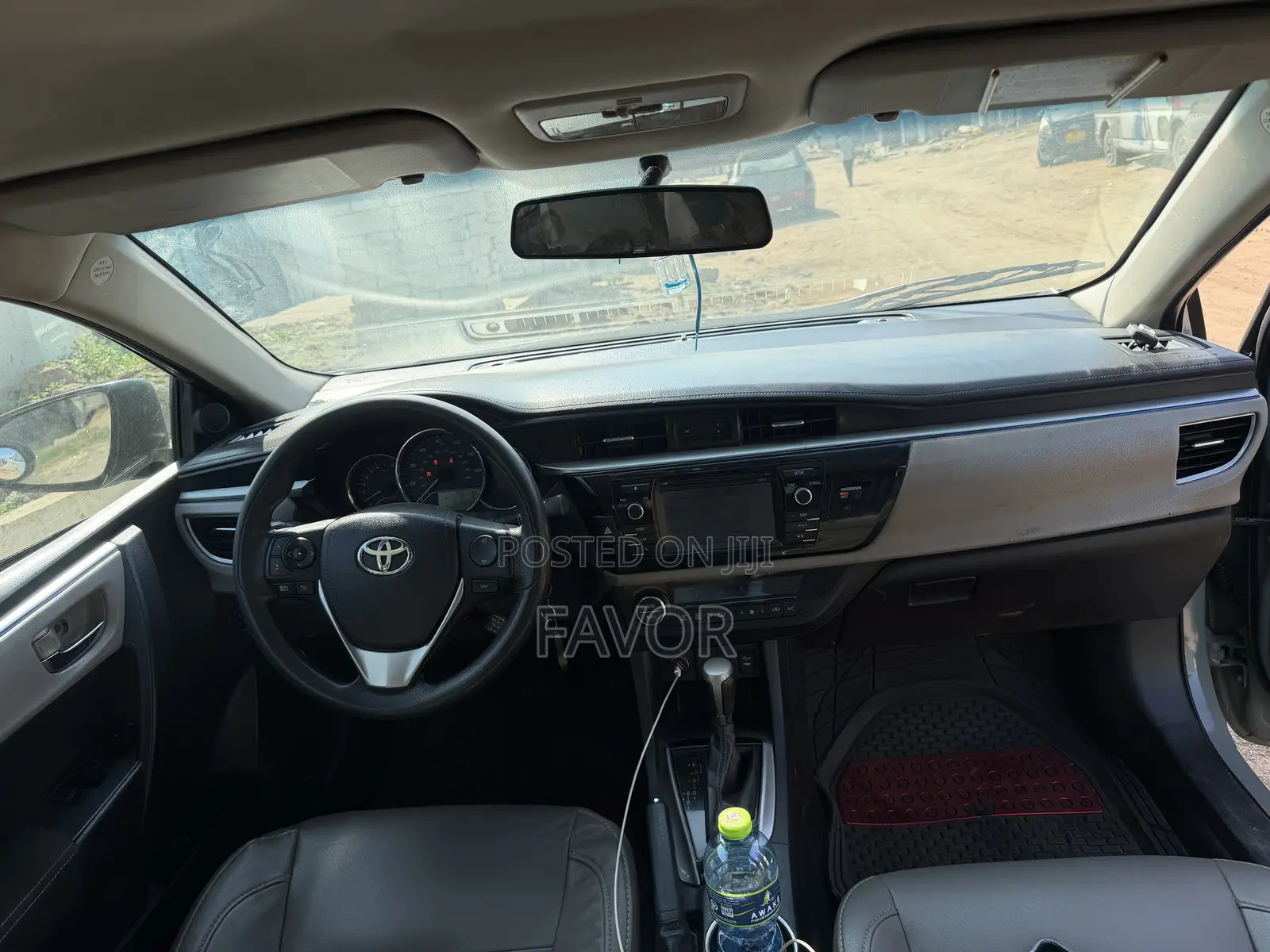 Toyota Corolla LE 4dr Sedan (1.8L 4cyl CVT) 2016 Gray
