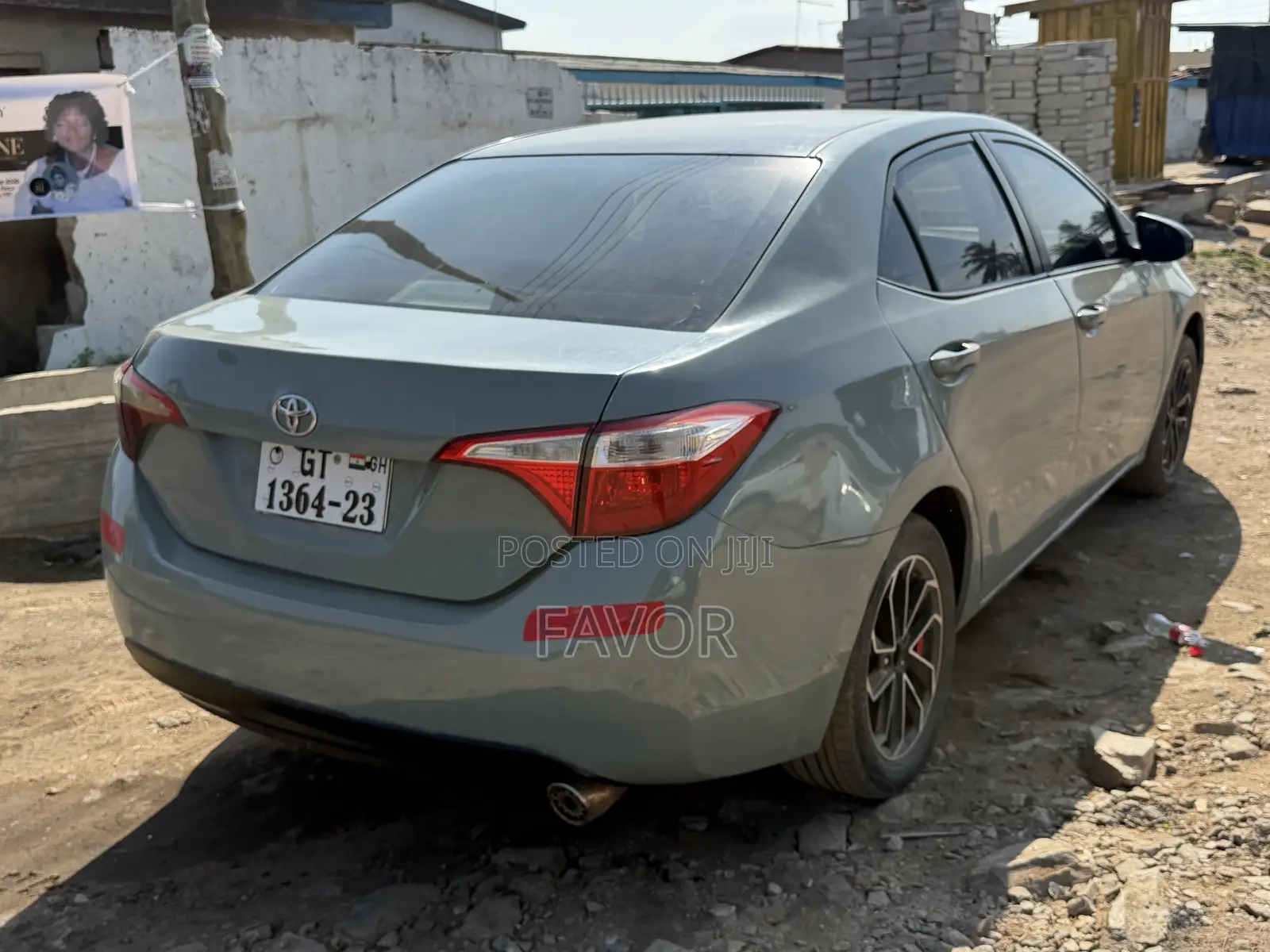 Toyota Corolla LE 4dr Sedan (1.8L 4cyl CVT) 2016 Gray
