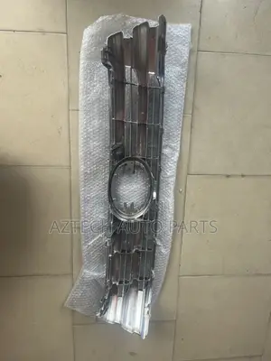 Toyota Hilux 2016 2017 2018 Top Shells Grille