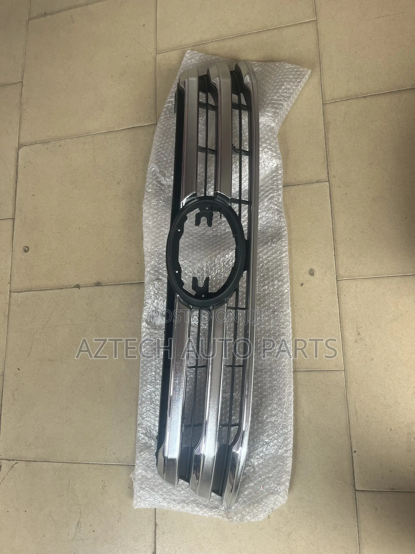 Toyota Hilux 2016 2017 2018 Top Shells Grille