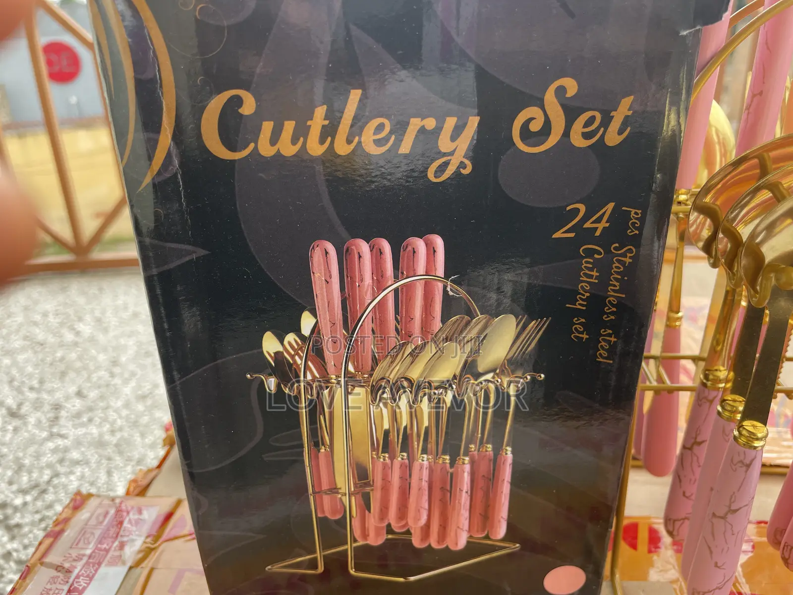 24 Pieces Cutlery Sets