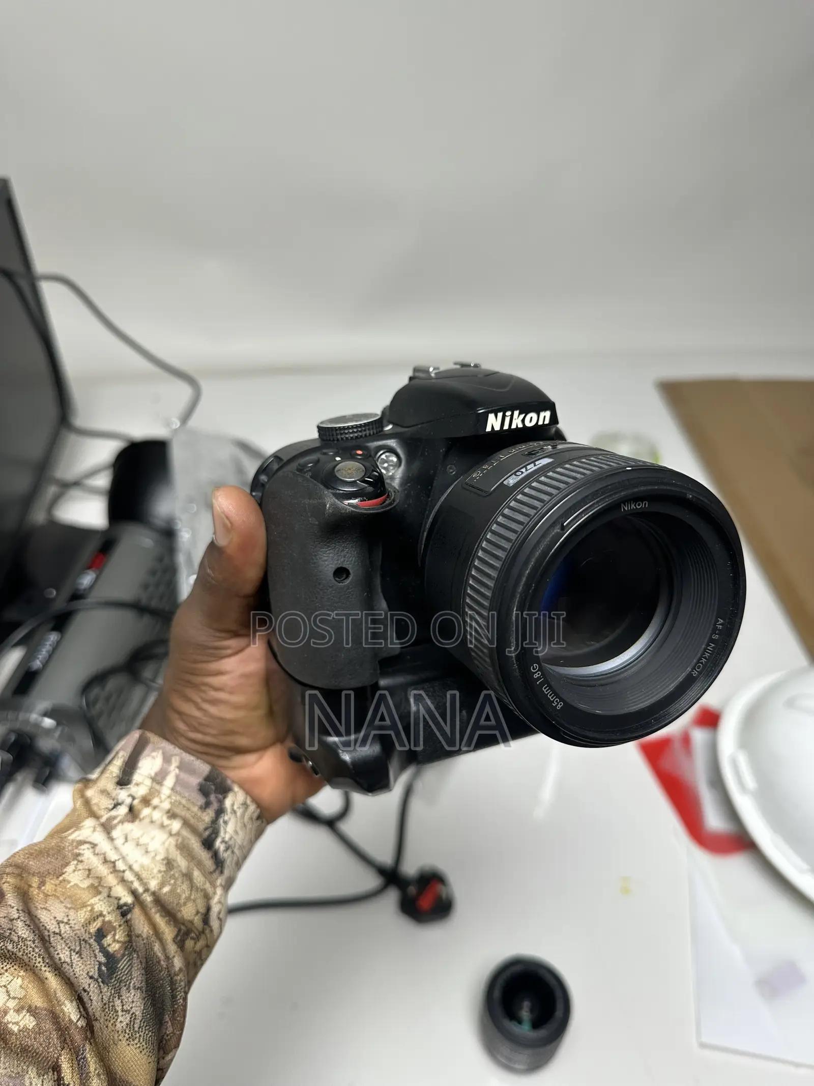 Nikon D3300 Plus 85mm,50mm 18-55mm Lenses