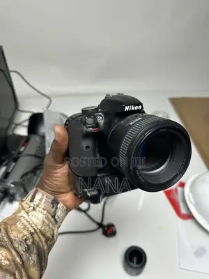 Nikon D3300 Plus 85mm,50mm 18-55mm Lenses
