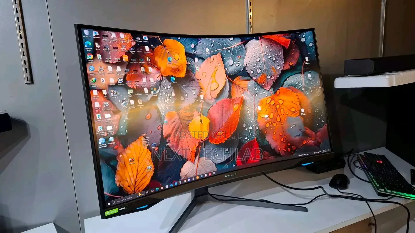 SAMSUNG 32" Odyssey G7