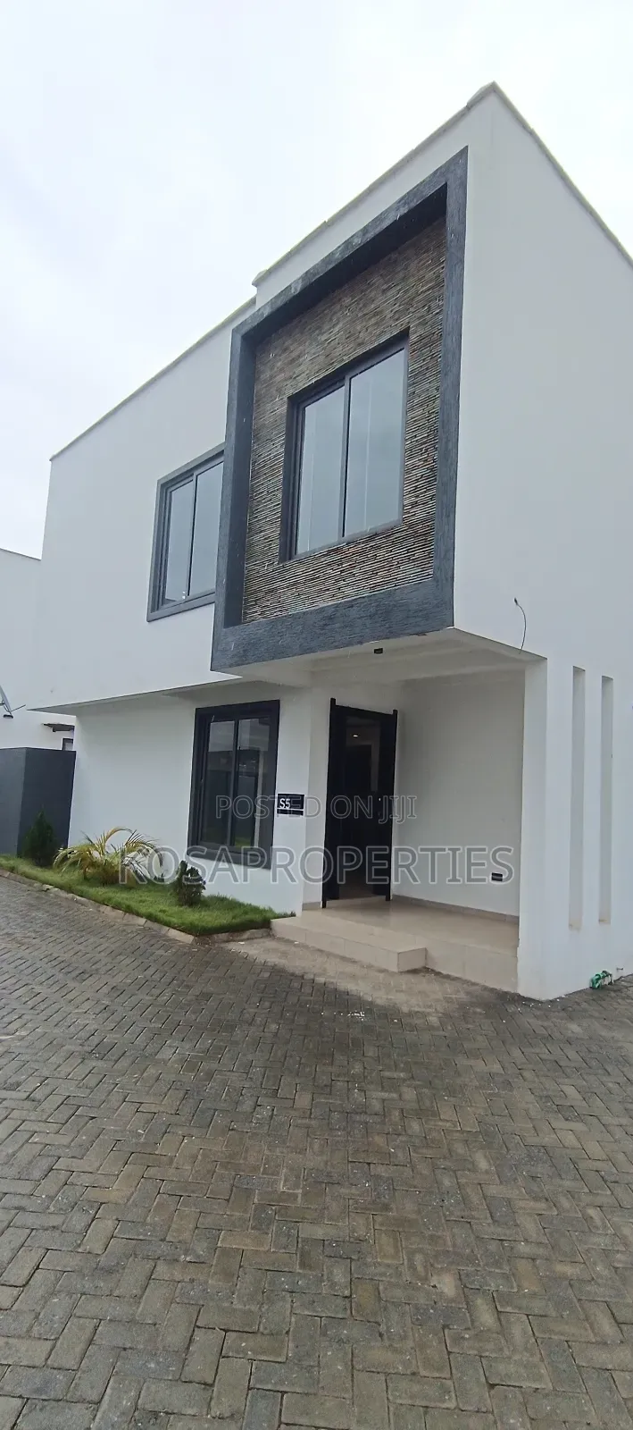 3bdrm House in Adjiringanor, Adjiriganor for rent