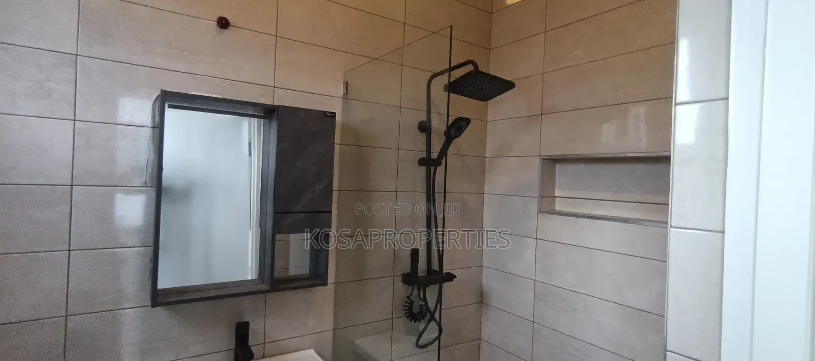 3bdrm House in Adjiringanor, Adjiriganor for rent