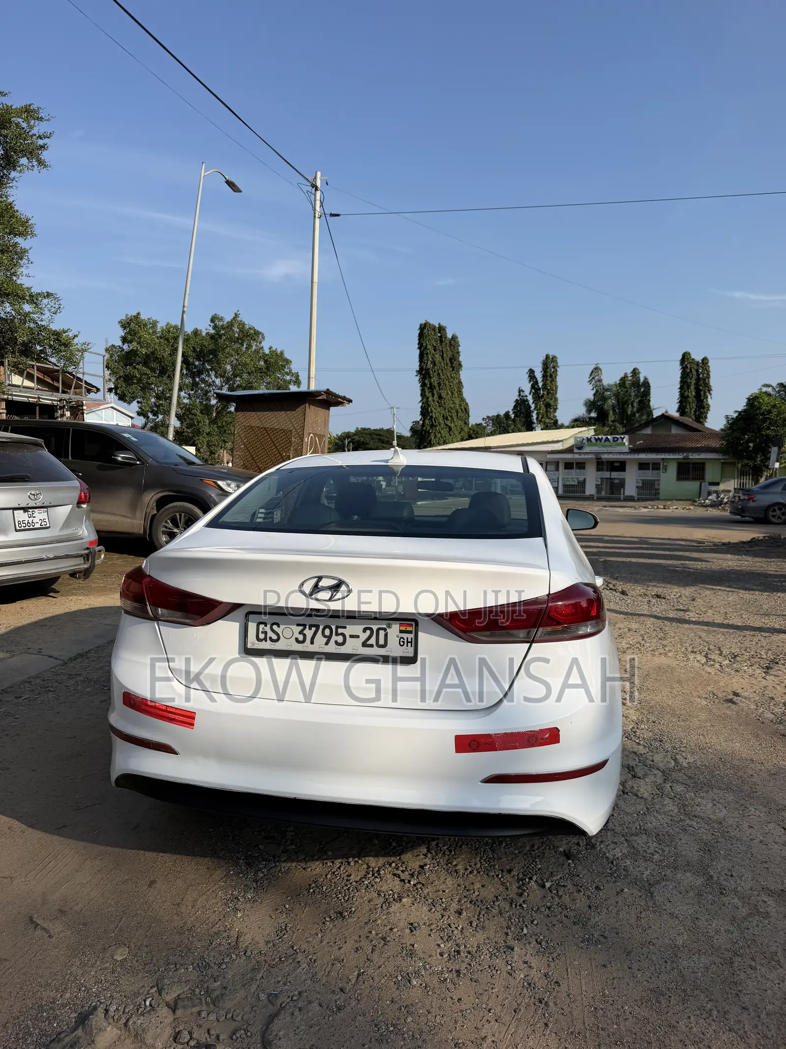 Hyundai Elantra 2018 White