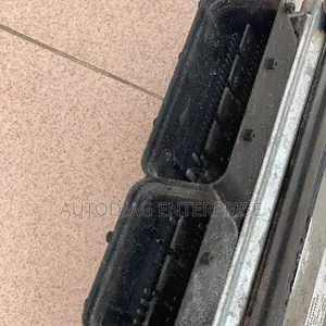 Kia Sorento Santa Fe 39133-2g120 Engine Control Module