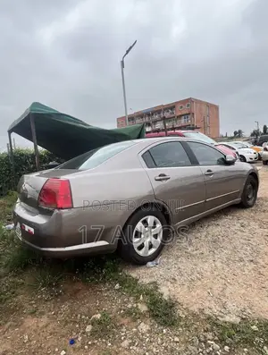 Mitsubishi Galant 2012 Brown