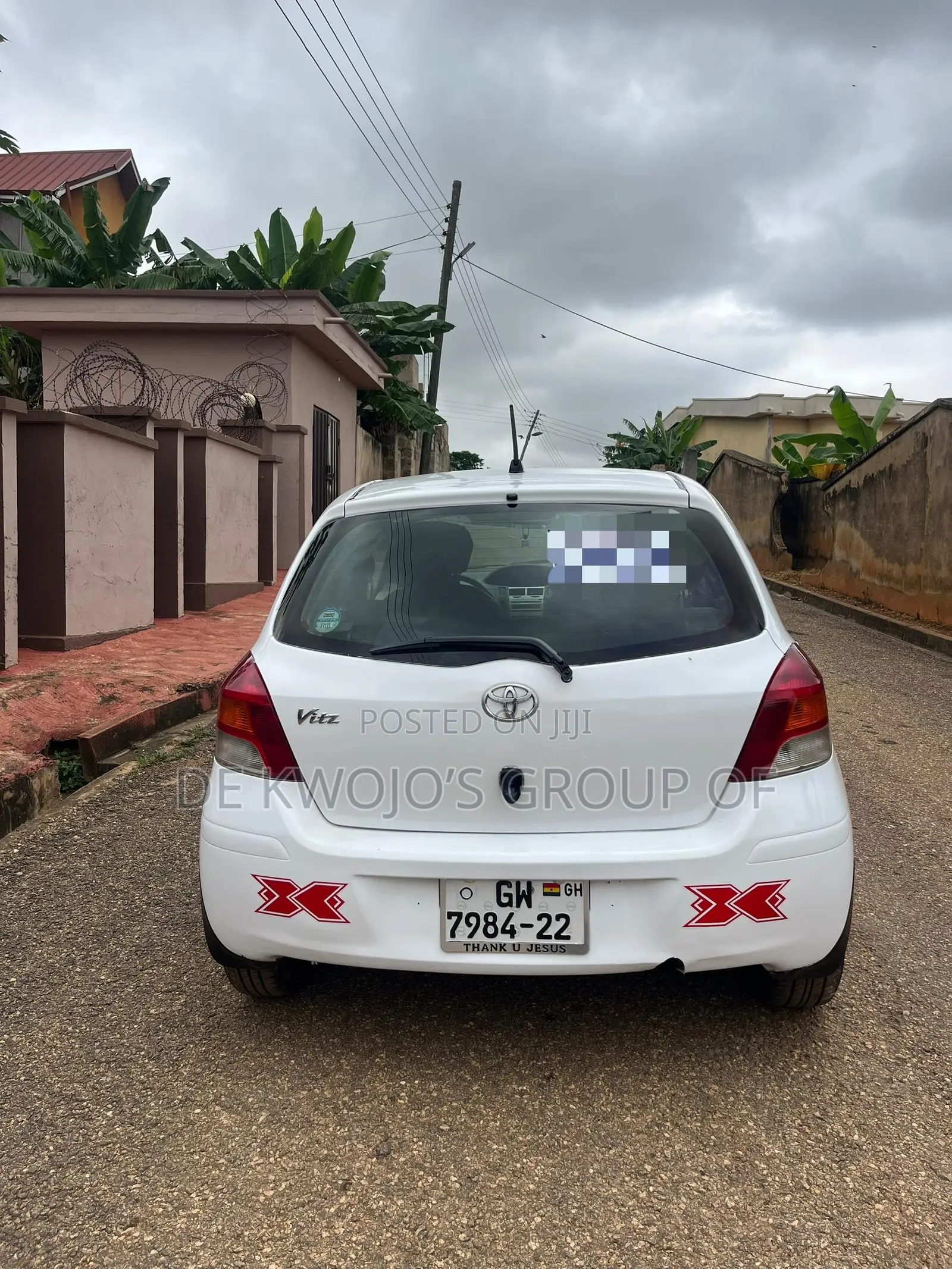 Toyota Vitz 1.3 AWD 3dr 2010 White