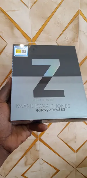 New Samsung Galaxy Z Fold 3 256 GB Black