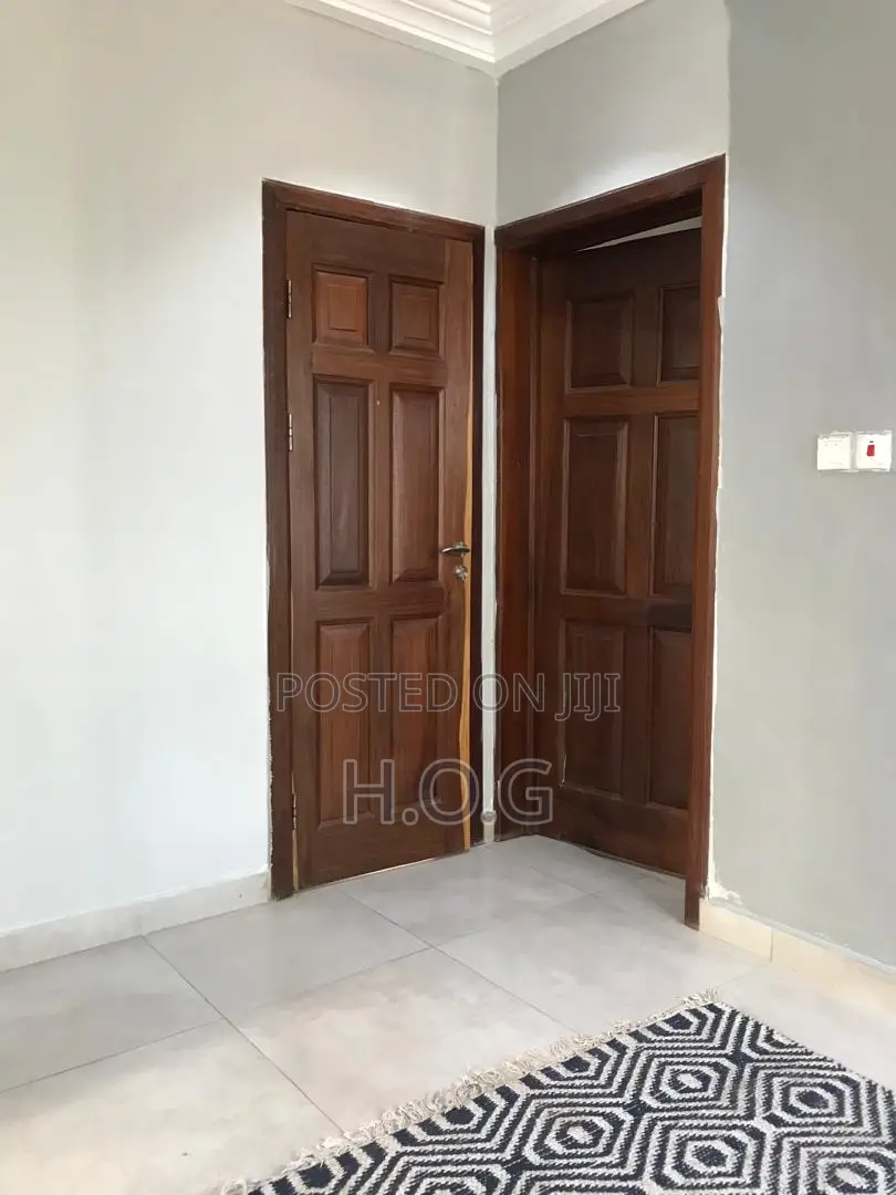 2bdrm Townhouse / Terrace in H. O. G Agency, School Park Area for rent