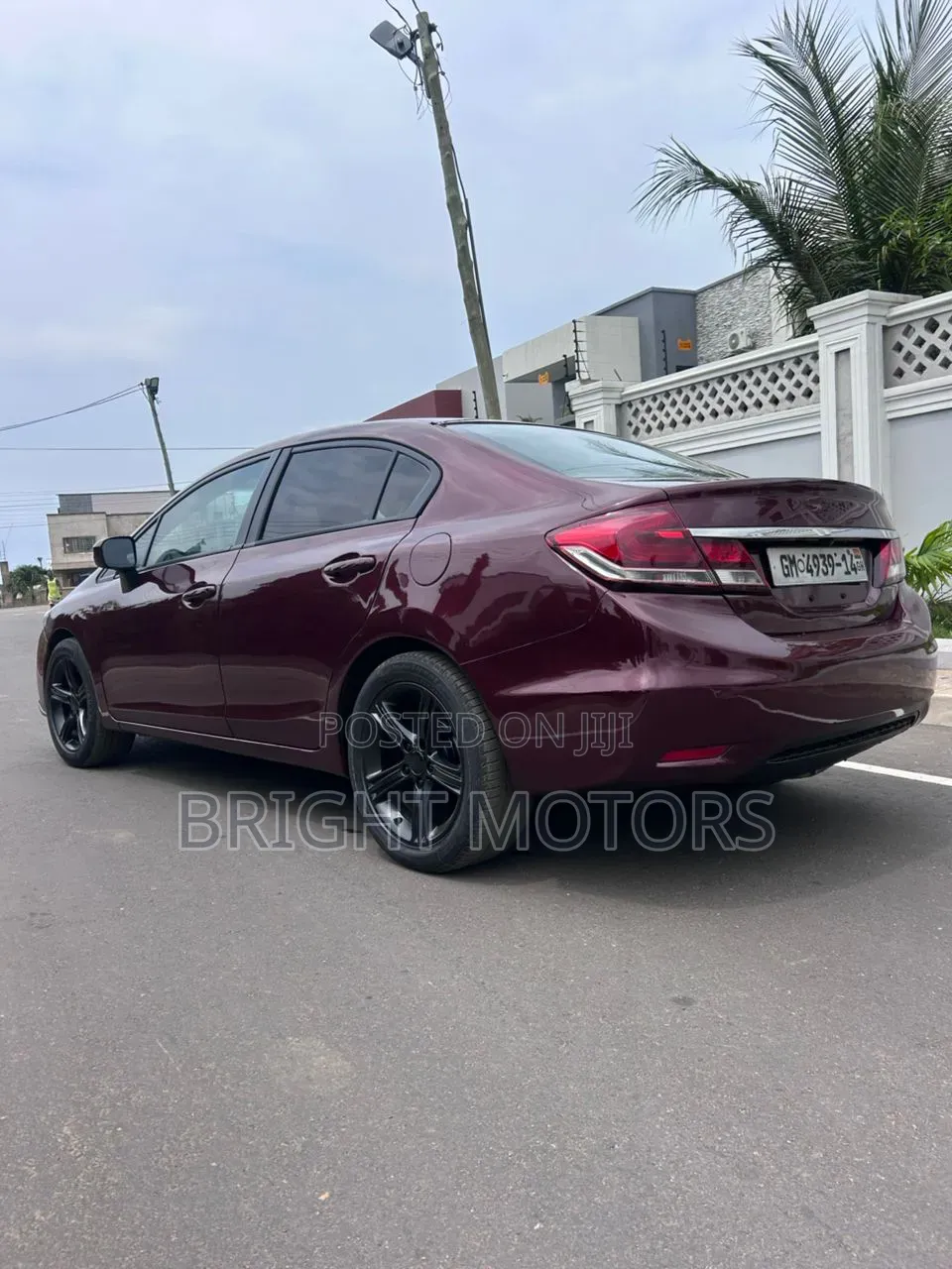 Honda Civic LX 4dr Sedan (1.8L 4cyl 5M) 2014