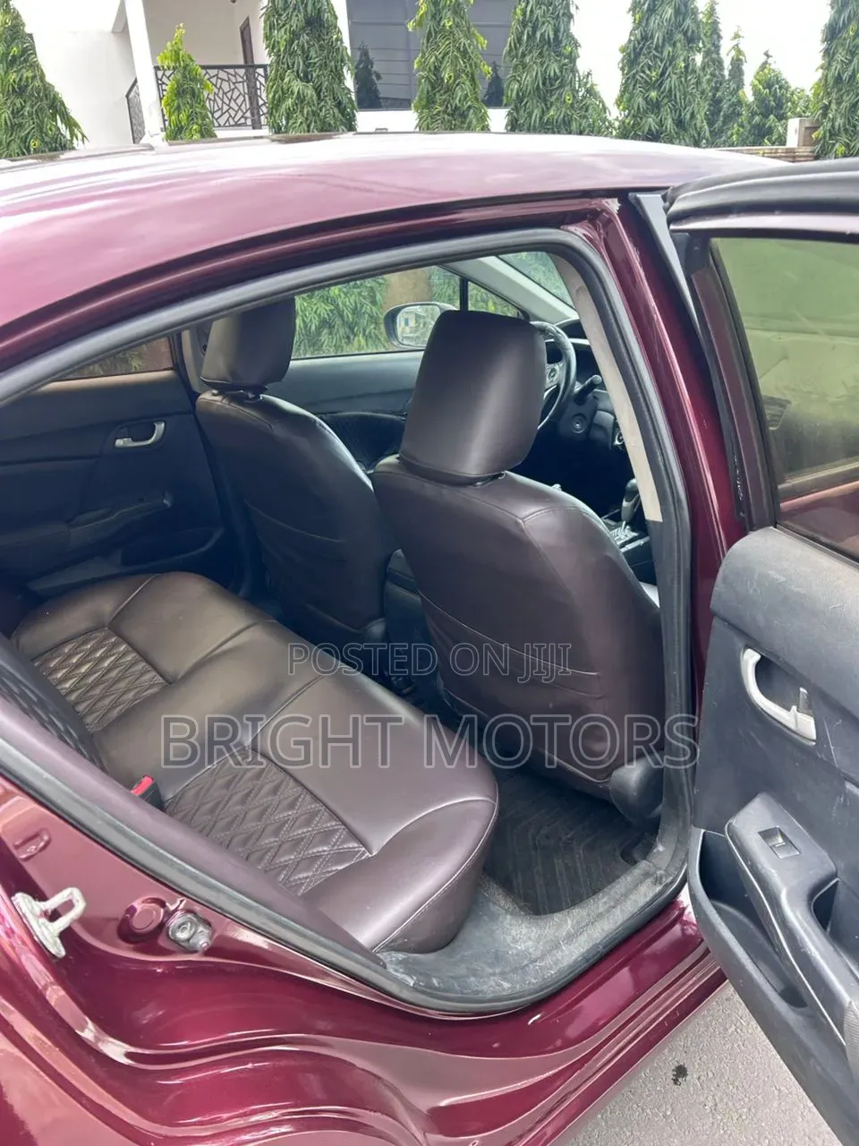 Honda Civic LX 4dr Sedan (1.8L 4cyl 5M) 2014