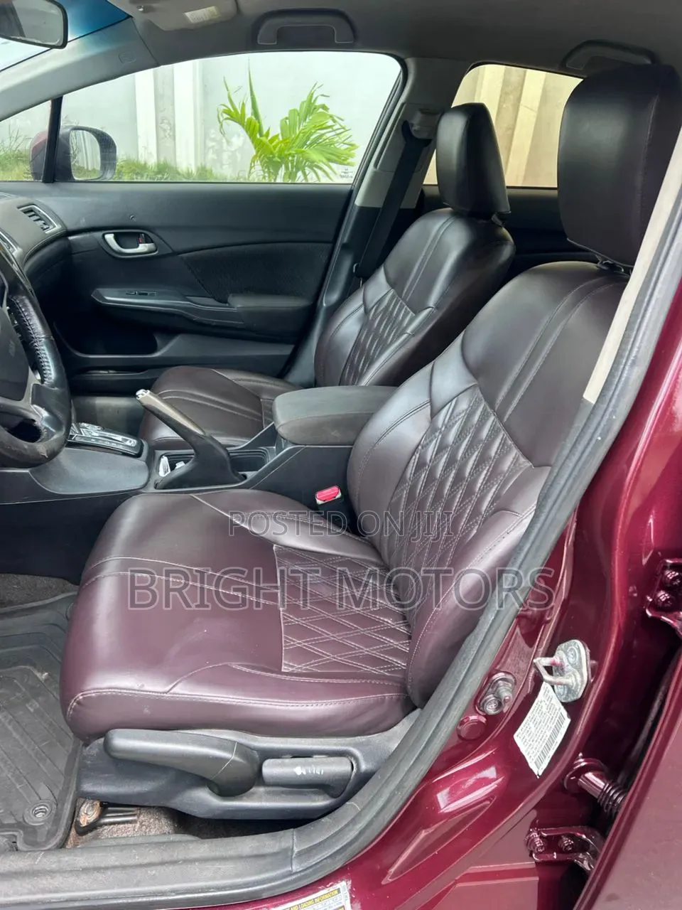 Honda Civic LX 4dr Sedan (1.8L 4cyl 5M) 2014