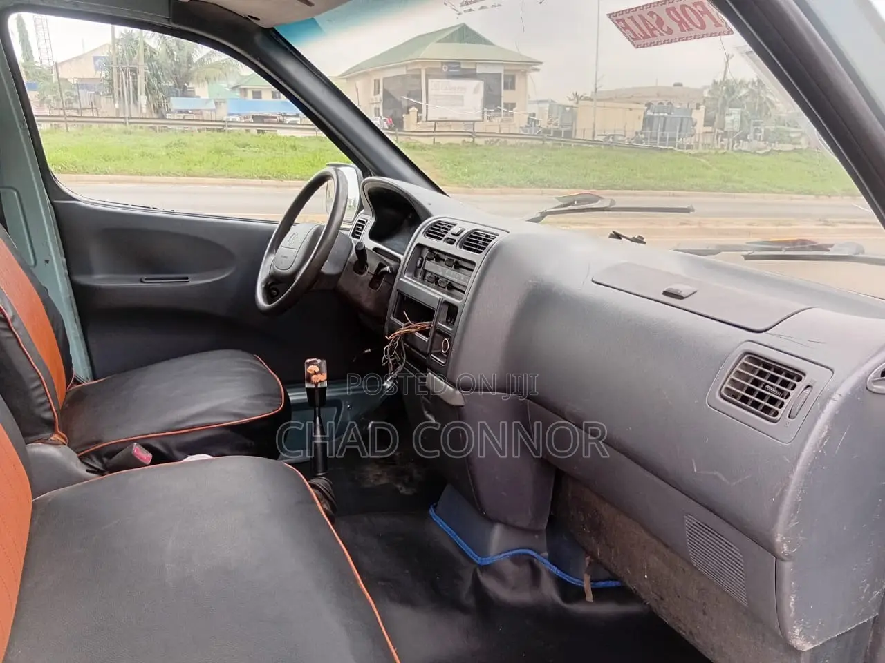 Toyota HiAce 2010 Green