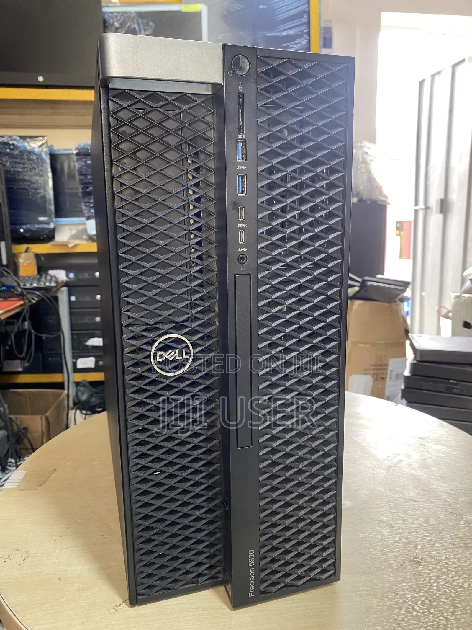 Desktop Computer Dell Precision 5820 16GB Intel Core i7 HDD+SSD 1T