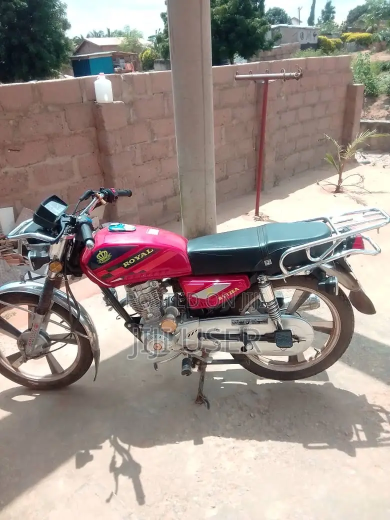 Royal Motorcycle 2026 Red