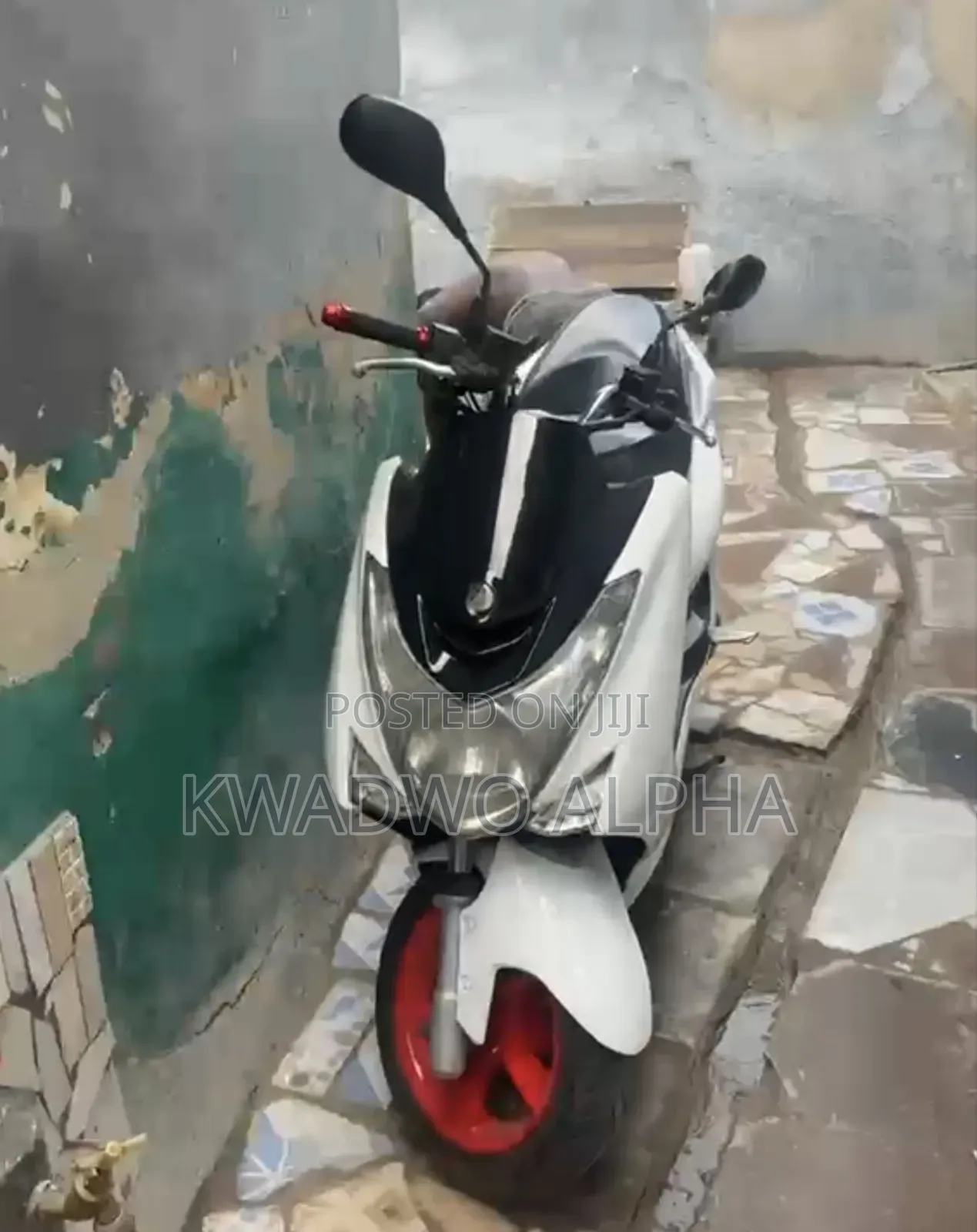 Yamaha Majesty 2017 White