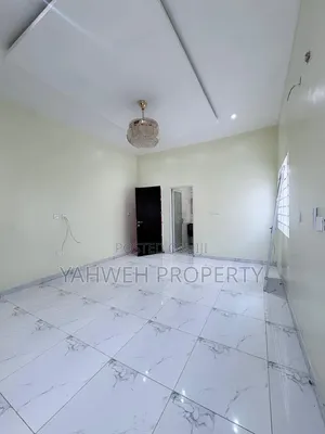 3bdrm House in Comm.16, Baatsona Total for rent