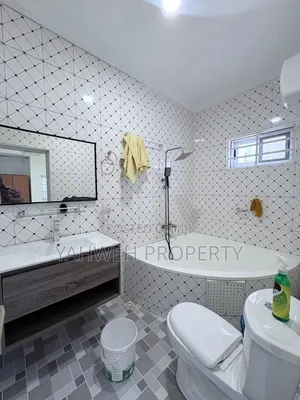 3bdrm House in Comm.16, Baatsona Total for rent