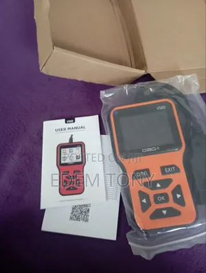 V500 OBD2 Scanner Diagnostic Tool,Code Reader Battery Voltage Tester